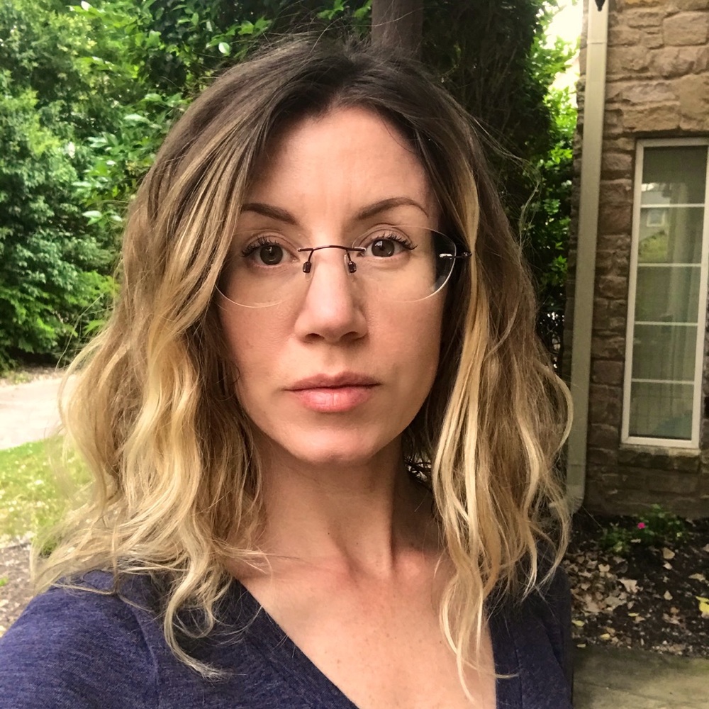 Meet your Posher, Jenn